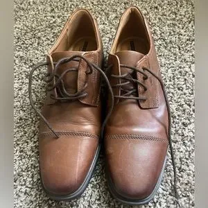 Clarks | Shoes | Clarks Whiddon Cap Dark Tan Mens Dress Shoe  display picture 1